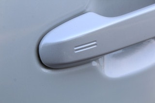 Thumbnail Mobil 4