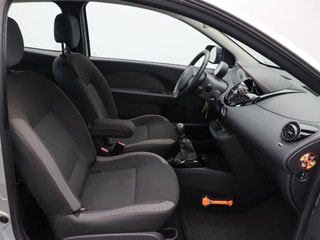 Thumbnail Mobil 4