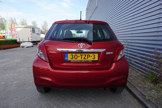 Thumbnail Mobil 7