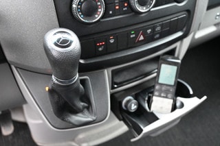 Thumbnail Mobil 6