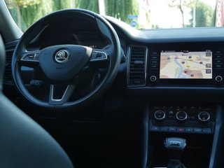 Thumbnail Mobil 8