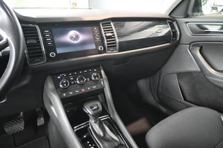 Thumbnail Mobil 9