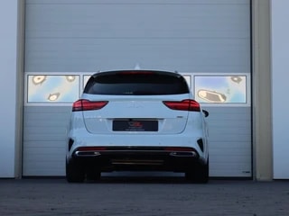 Thumbnail Mobil 9