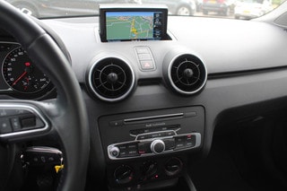 Thumbnail Mobil 8