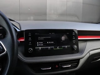 Thumbnail Mobil 8