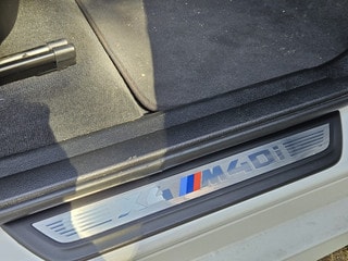 Thumbnail Mobil 6