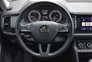 Thumbnail Mobil 4
