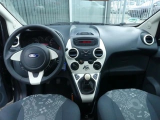 Thumbnail Mobil 10