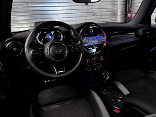 Thumbnail Mobil 8