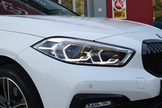 Thumbnail Mobil 10