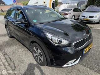 Thumbnail Mobil 8