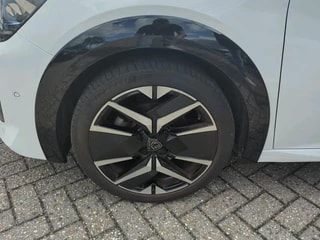 Thumbnail Mobil 10