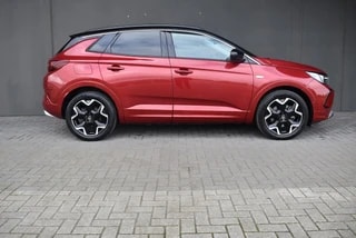 Thumbnail Mobil 4