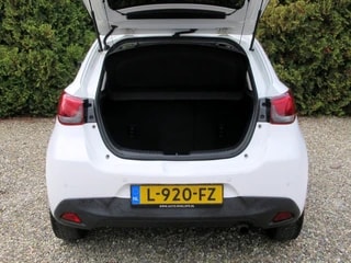 Thumbnail Mobil 8