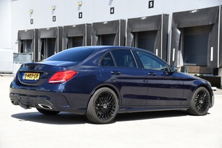Thumbnail Mobil 6