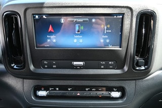 Thumbnail Mobil 6