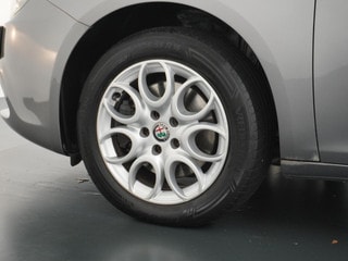 Thumbnail Mobil 10