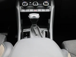 Thumbnail Mobil 10