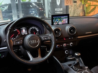 Thumbnail Mobil 3