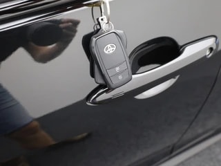 Thumbnail Mobil 7