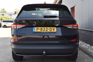 Thumbnail Mobil 8