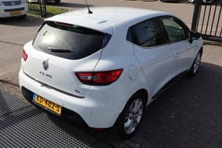 Thumbnail Mobil 9