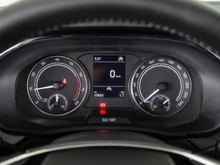 Thumbnail Mobil 9
