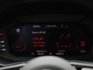 Thumbnail Mobil 8