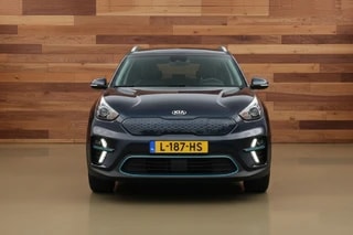Thumbnail Mobil 8