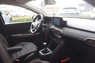 Thumbnail Mobil 6