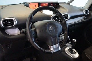 Thumbnail Mobil 4