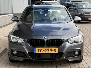 Thumbnail Mobil 8