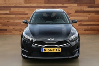 Thumbnail Mobil 8