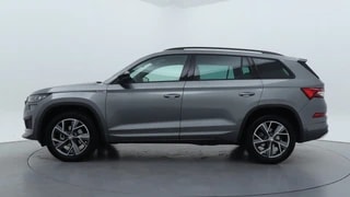 Thumbnail Mobil 8