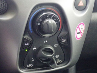 Thumbnail Mobil 9