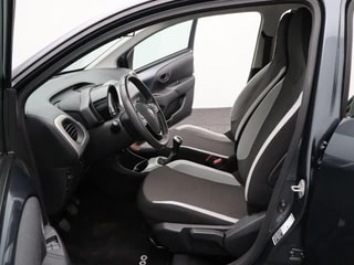 Thumbnail Mobil 5