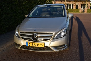 Thumbnail Mobil 3