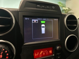 Thumbnail Mobil 6