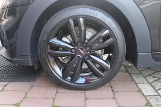 Thumbnail Mobil 10
