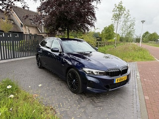 Thumbnail Mobil 8