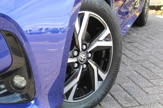 Thumbnail Mobil 6