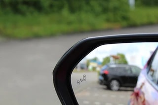 Thumbnail Mobil 4