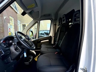 Thumbnail Mobil 4