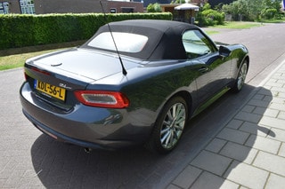 Thumbnail Mobil 9
