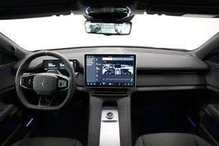 Thumbnail Mobil 6