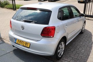 Thumbnail Mobil 8
