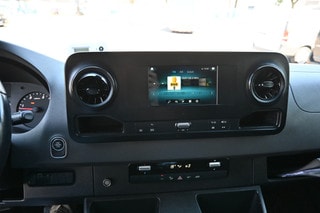 Thumbnail Mobil 8