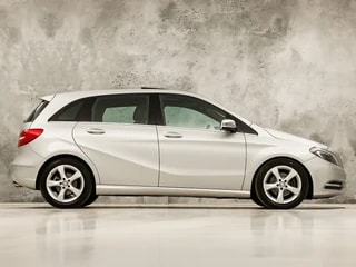 Thumbnail Mobil 4