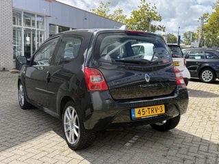 Thumbnail Mobil 4