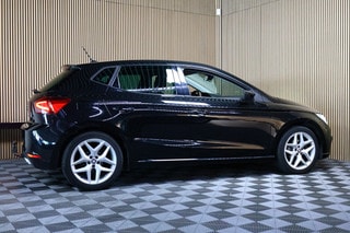 Thumbnail Mobil 9